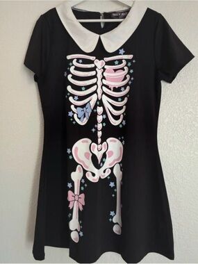 Black Skeleton Graphic Peter Pan Collar Dress - Pastel Accents Dollz Kill